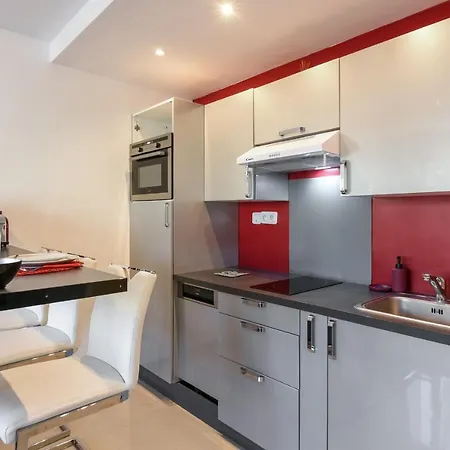 Au Nom De La Rose - Casa Vostra - Caution 800 Eur & Id Requises - Annemasse Apartment Exterior photo