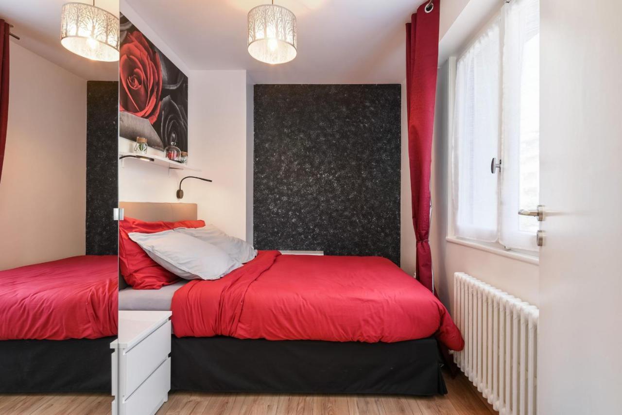 Au Nom De La Rose - Casa Vostra - Caution 800 Eur & Id Requises - * Annemasse