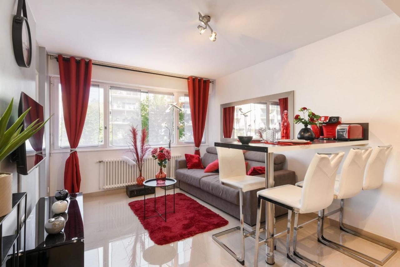 Au Nom De La Rose - Casa Vostra - Caution 800 Eur & Id Requises -